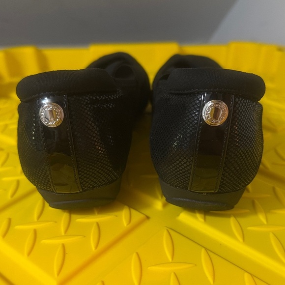 Anne Klein Navy Flats with Strap Detail - Picture 3 of 6